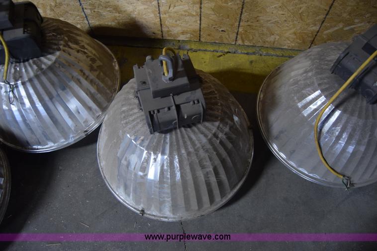 image for item BX9847 (38) bay lights