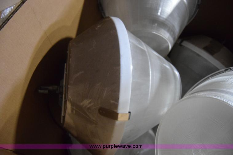 image for item BX9847 (38) bay lights