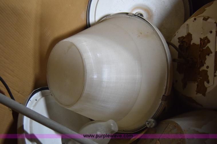 image for item BX9847 (38) bay lights