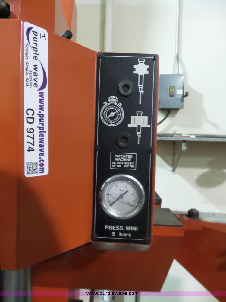 image for item CD9774 1990 Serdi 100 valve seat machine