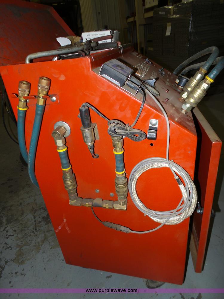 Hot Flush 327 transmission flush machine in Salina, KS Item CD9823