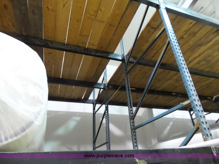 image for item CD9832 Assorted pallet racking