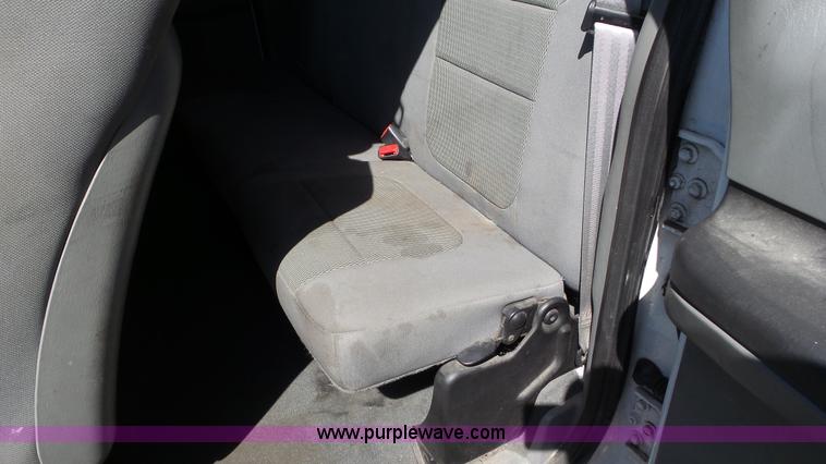 image for item CD9917 2006 Ford F250 Ext. Cab pickup truck