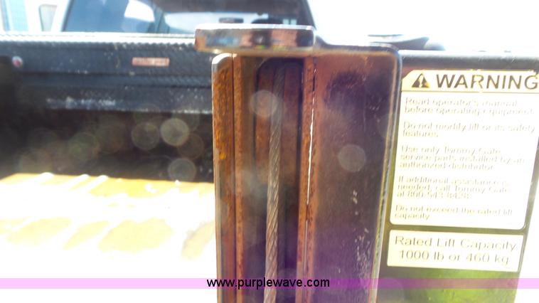 image for item CD9917 2006 Ford F250 Ext. Cab pickup truck