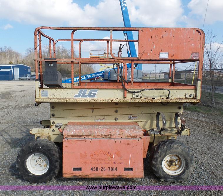 image for item G3708 JLG 26MRT scissor lift