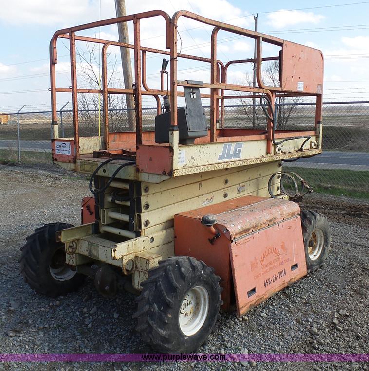 image for item G3708 JLG 26MRT scissor lift
