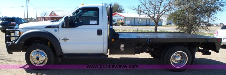 image for item J1252 2011 Ford F550 flatbed truck