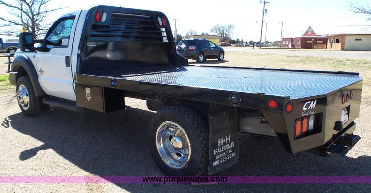 image for item J1252 2011 Ford F550 flatbed truck