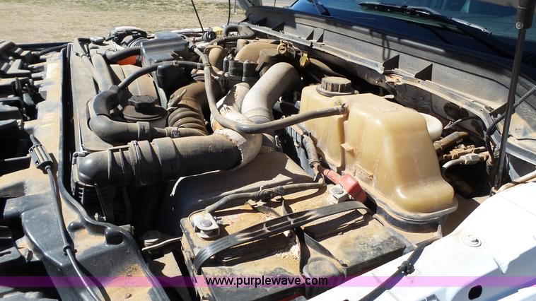 image for item J1252 2011 Ford F550 flatbed truck