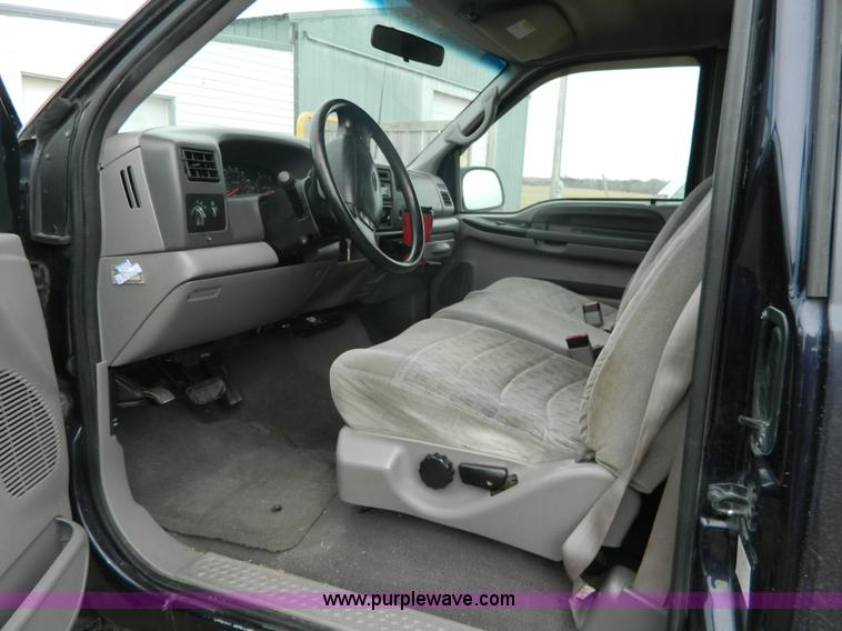 image for item J5138 2000 Ford F250 Super Duty Lariat SuperCab pickup truck