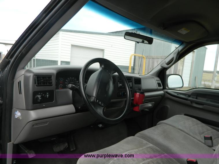 image for item J5138 2000 Ford F250 Super Duty Lariat SuperCab pickup truck