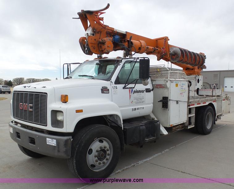 image for item J6191 1997 GMC C7500 service truck