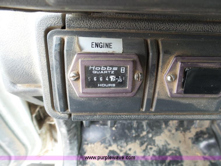 image for item J6191 1997 GMC C7500 service truck