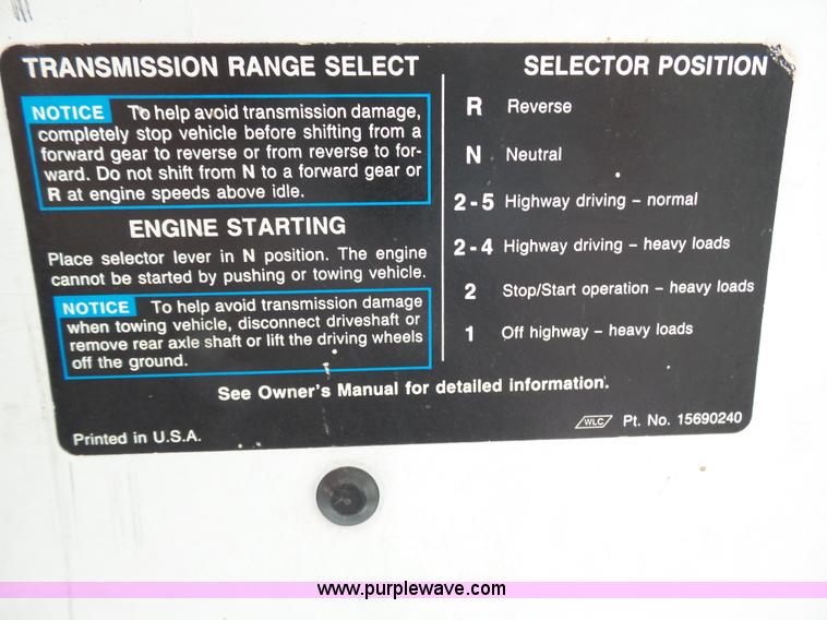 image for item J6191 1997 GMC C7500 service truck