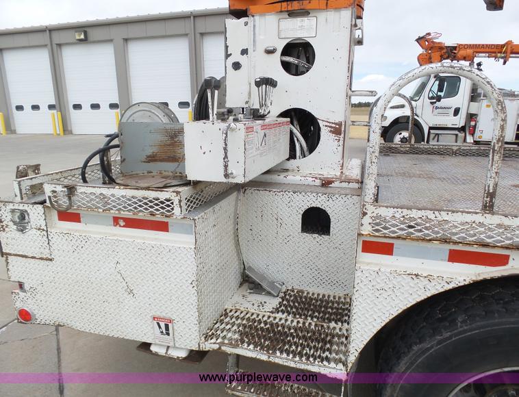 image for item J6191 1997 GMC C7500 service truck