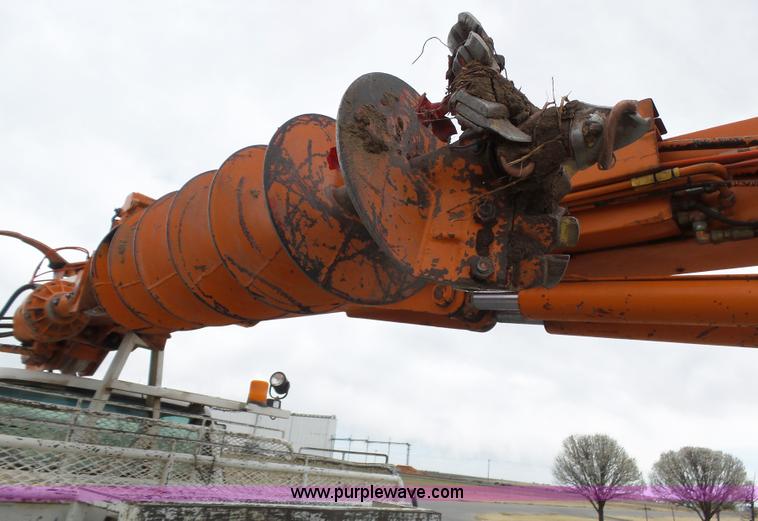 image for item J6191 1997 GMC C7500 service truck