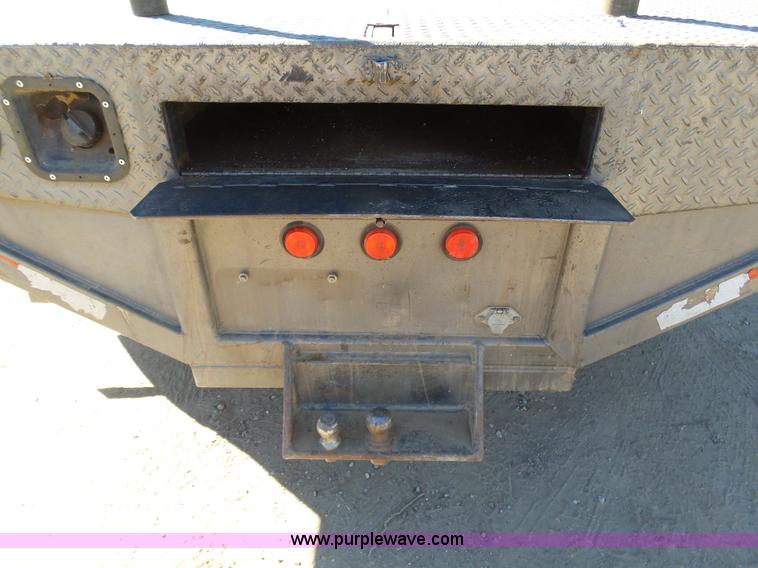 image for item J6759 2007 Ford F450 Super Duty flatbed truck