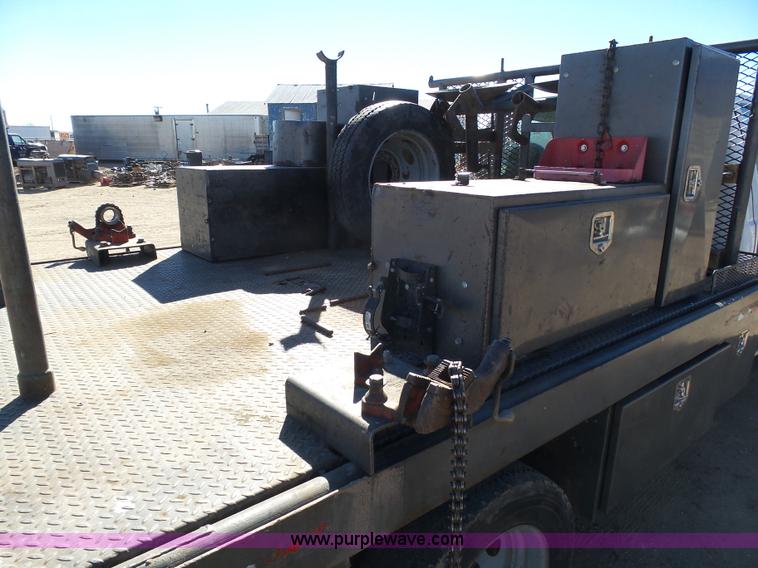 image for item J6759 2007 Ford F450 Super Duty flatbed truck