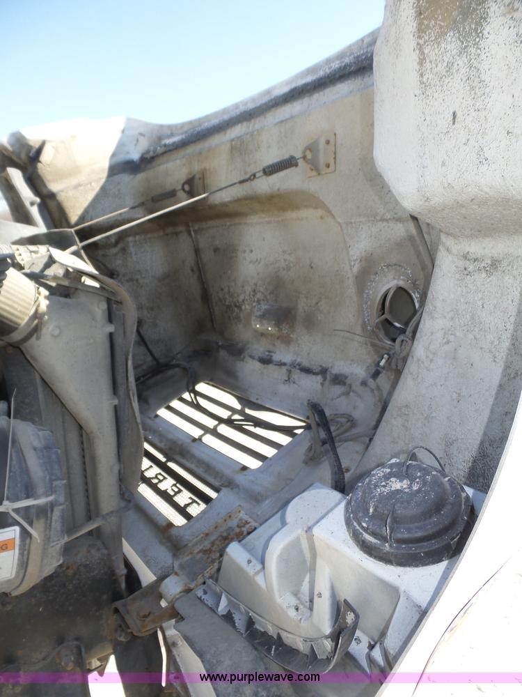 image for item J8937 2004 Sterling Acterra cab and chassis