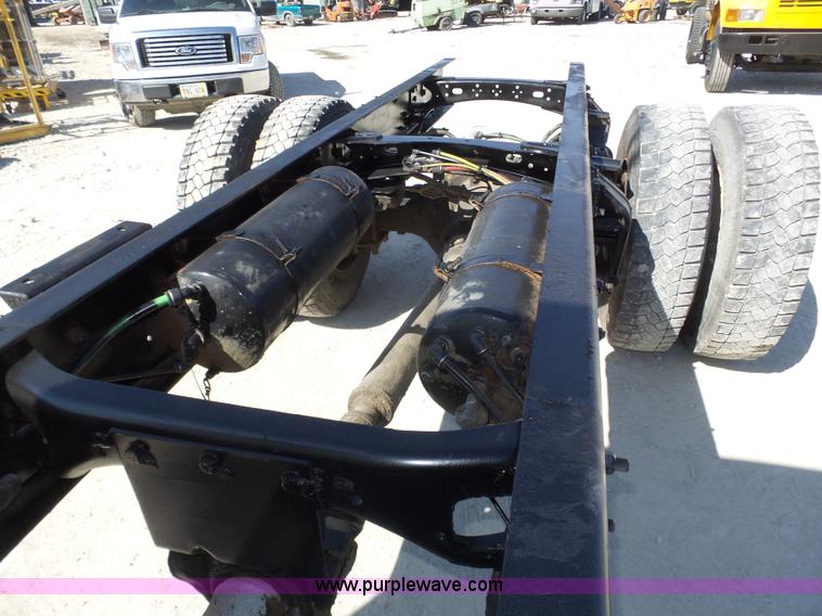 image for item J8937 2004 Sterling Acterra cab and chassis