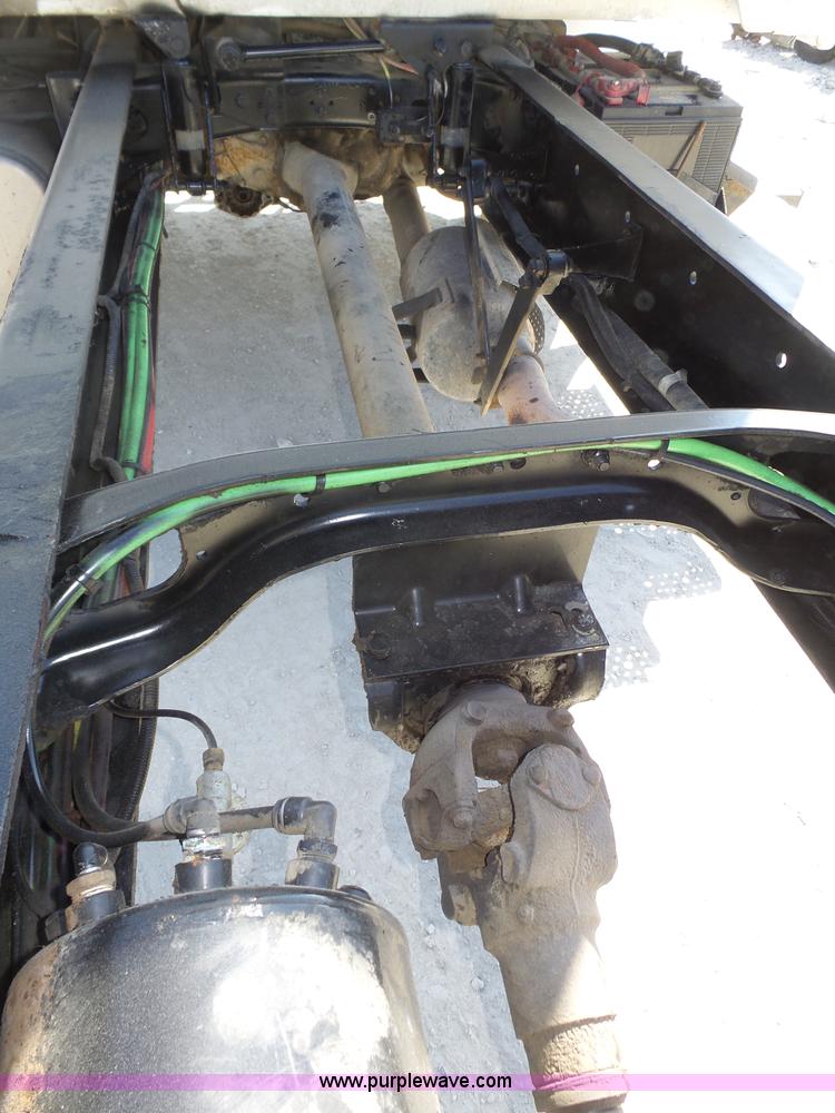 image for item J8937 2004 Sterling Acterra cab and chassis