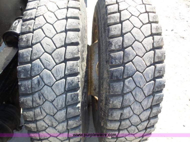 image for item J8937 2004 Sterling Acterra cab and chassis