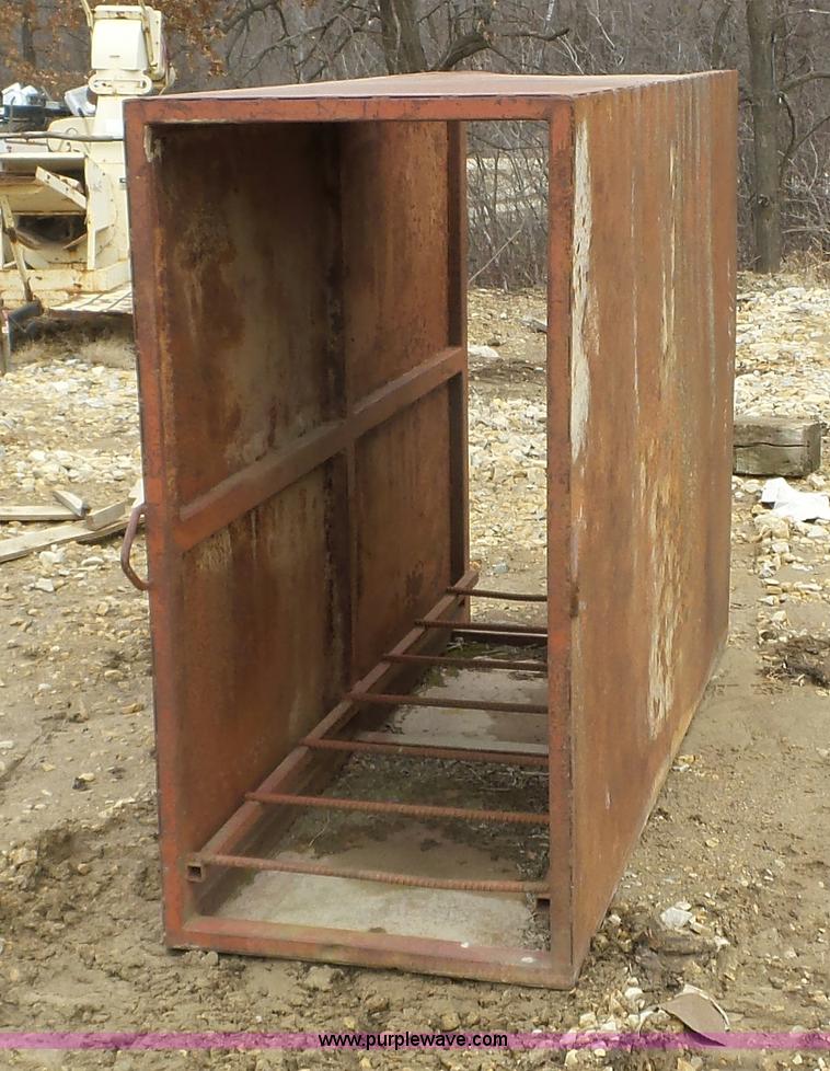 image for item K3497 Trench box