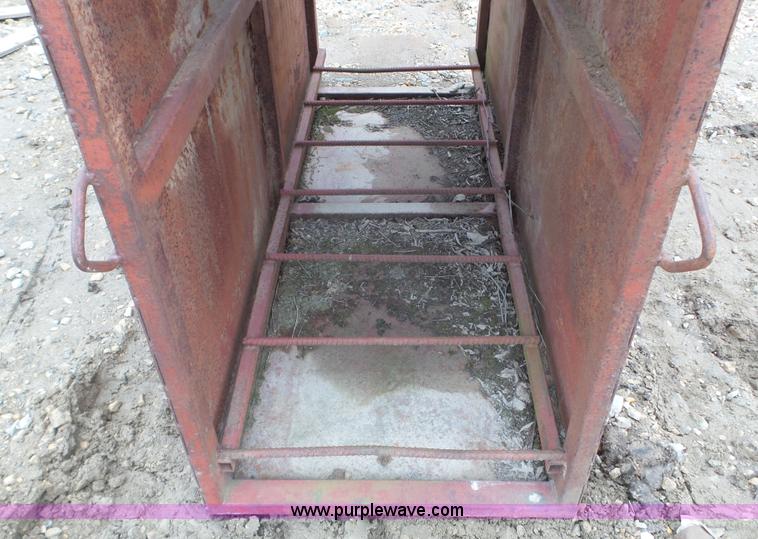 image for item K3497 Trench box