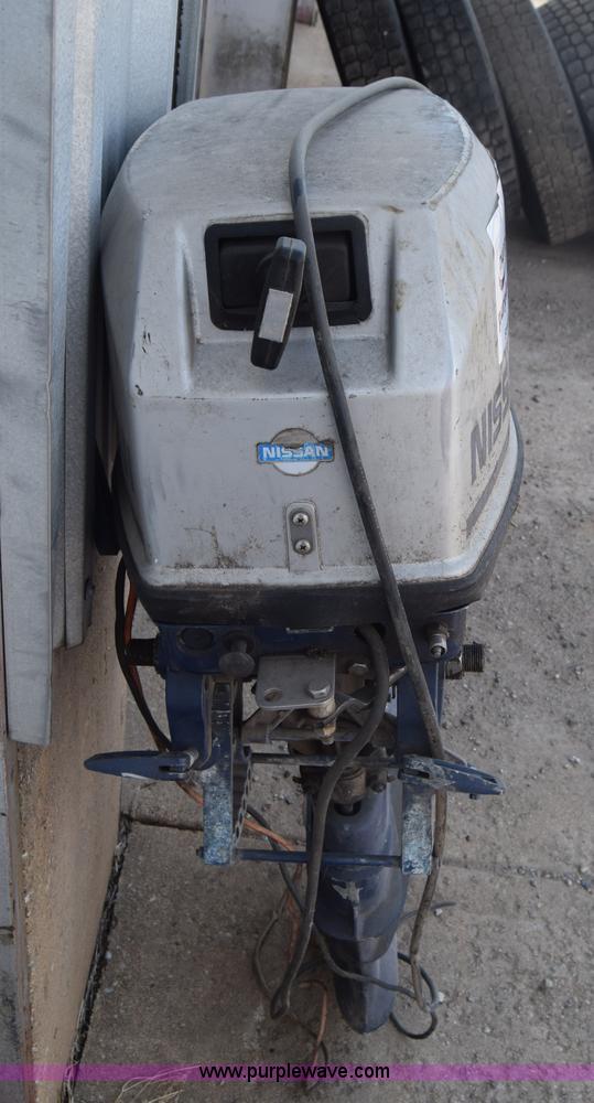 image for item K4276 Nissan 40 boat engine