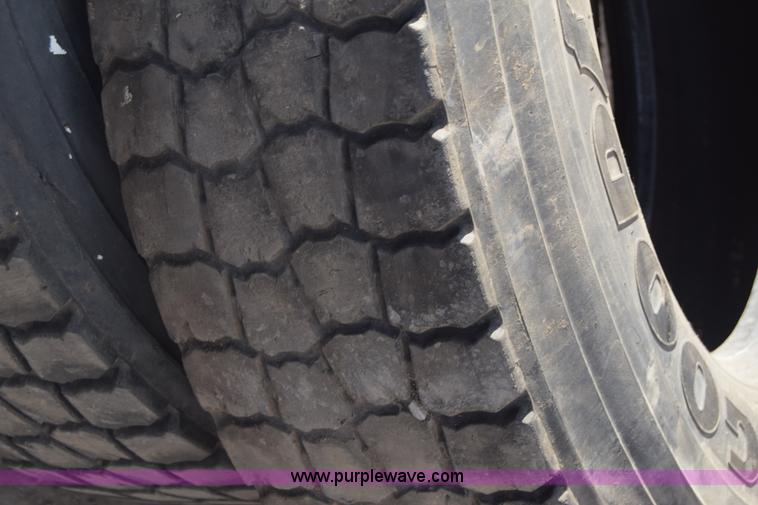 image for item K4277 (5) 11R22.5 tires