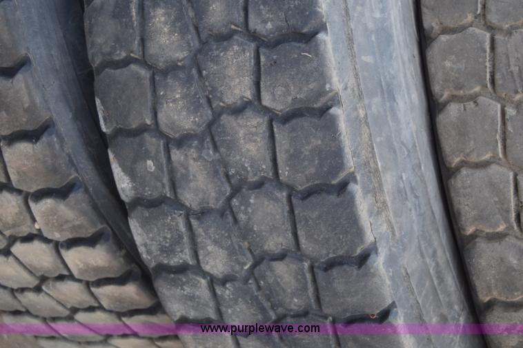 image for item K4277 (5) 11R22.5 tires