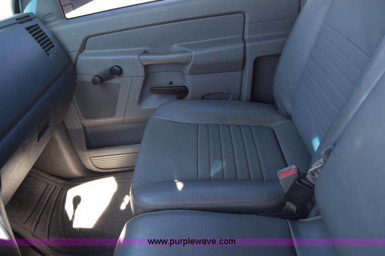 image for item K4282 2008 Dodge Ram 5500 flatbed truck