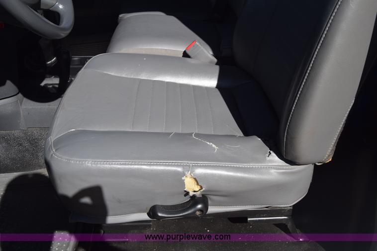 image for item K4282 2008 Dodge Ram 5500 flatbed truck