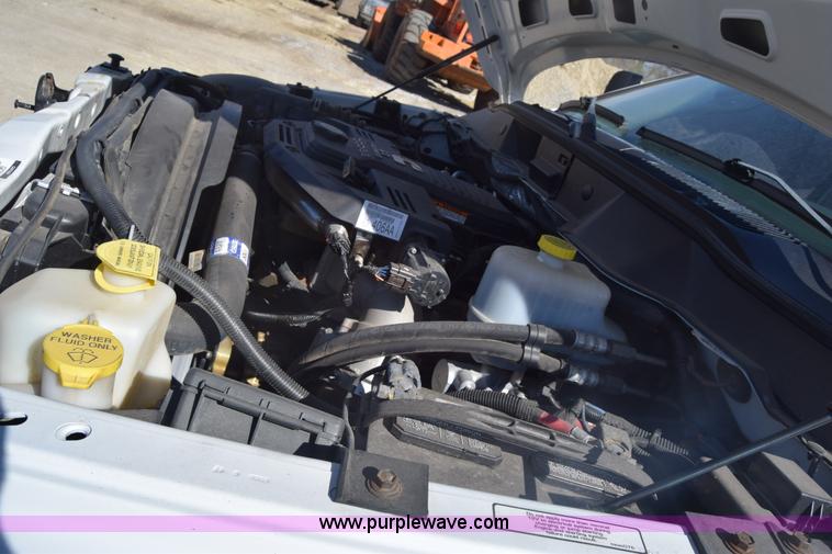 image for item K4282 2008 Dodge Ram 5500 flatbed truck