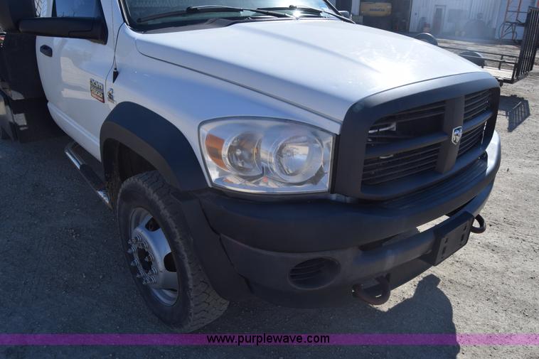 image for item K4282 2008 Dodge Ram 5500 flatbed truck