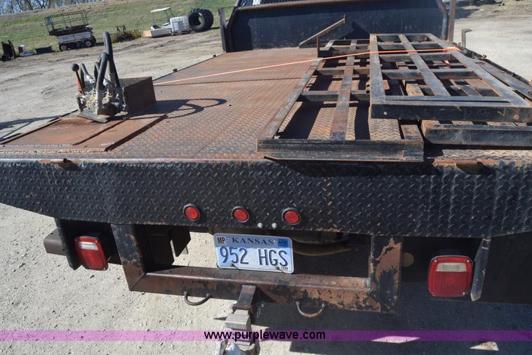 image for item K4282 2008 Dodge Ram 5500 flatbed truck