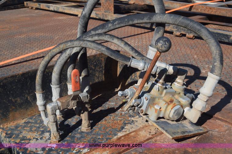 image for item K4282 2008 Dodge Ram 5500 flatbed truck