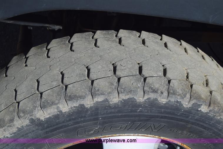 image for item K4282 2008 Dodge Ram 5500 flatbed truck