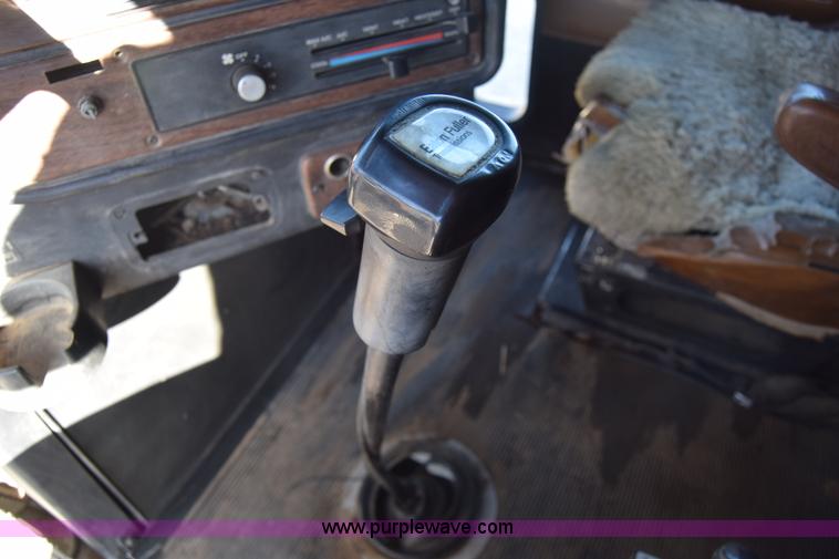 image for item K4286 1990 Freightliner FLD semi truck