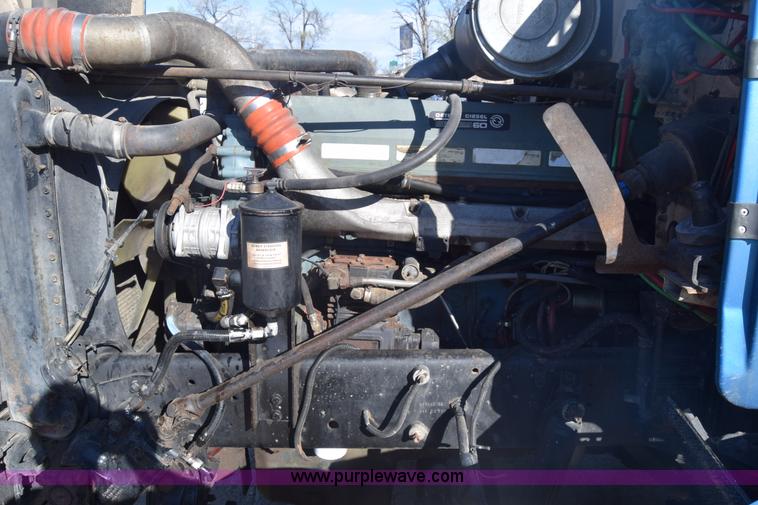 image for item K4286 1990 Freightliner FLD semi truck