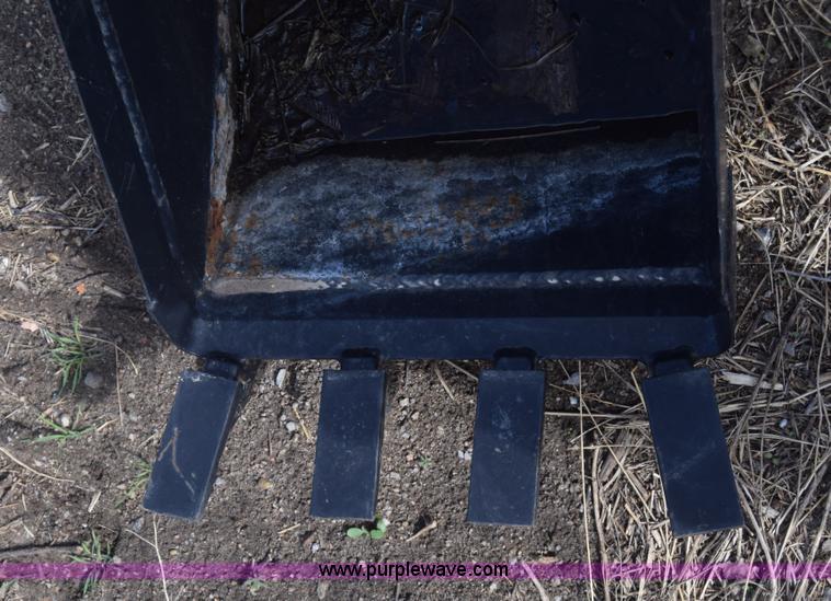 image for item K4287 (2) mini excavator buckets