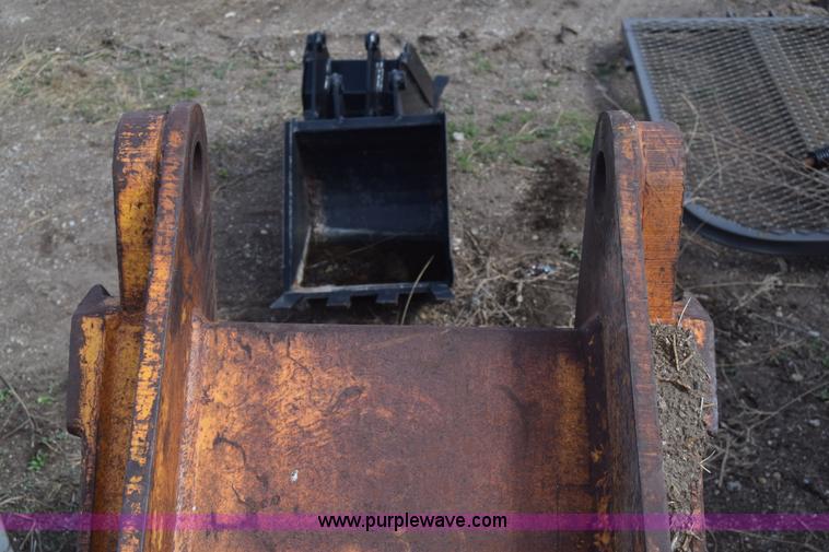 image for item K4288 Excavator bucket