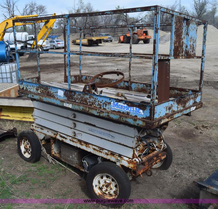 image for item K4290 Marklift scissor lift