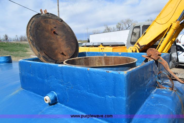 image for item K4299 Steel tank