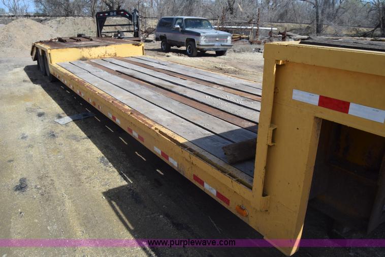 image for item K4300 1985 Atoka equipment trailer