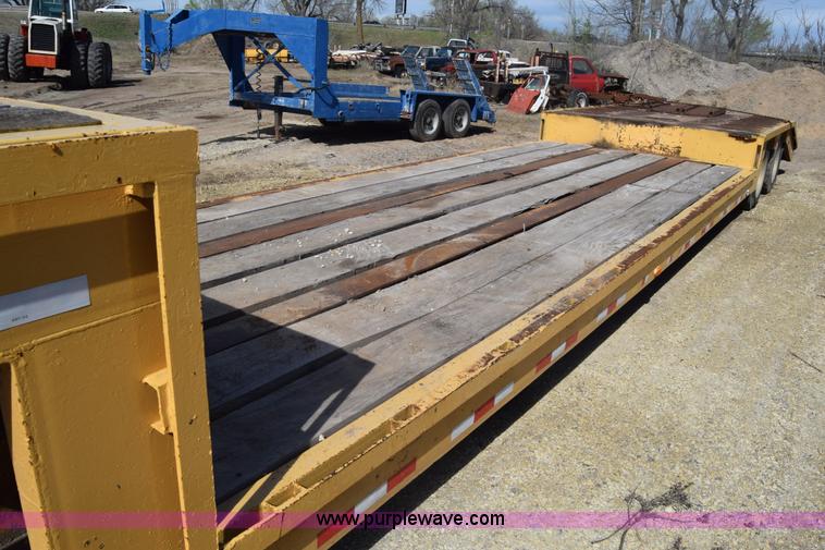 image for item K4300 1985 Atoka equipment trailer