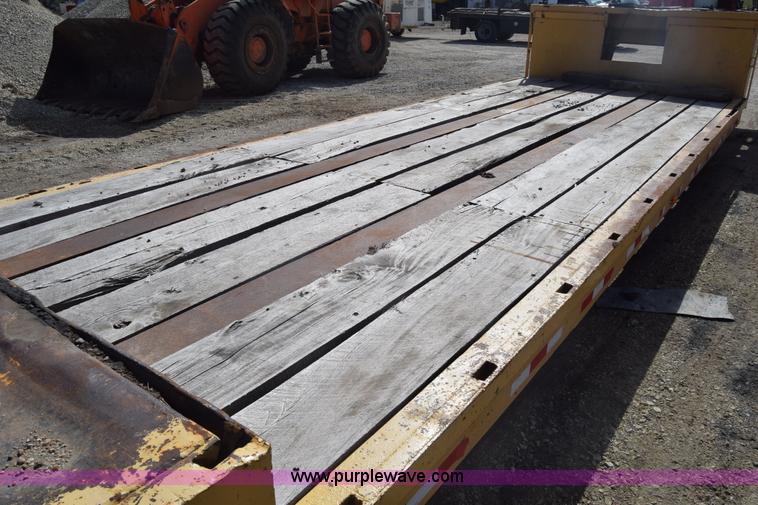 image for item K4300 1985 Atoka equipment trailer