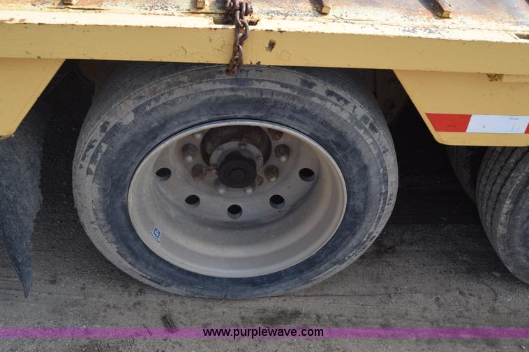 image for item K4300 1985 Atoka equipment trailer