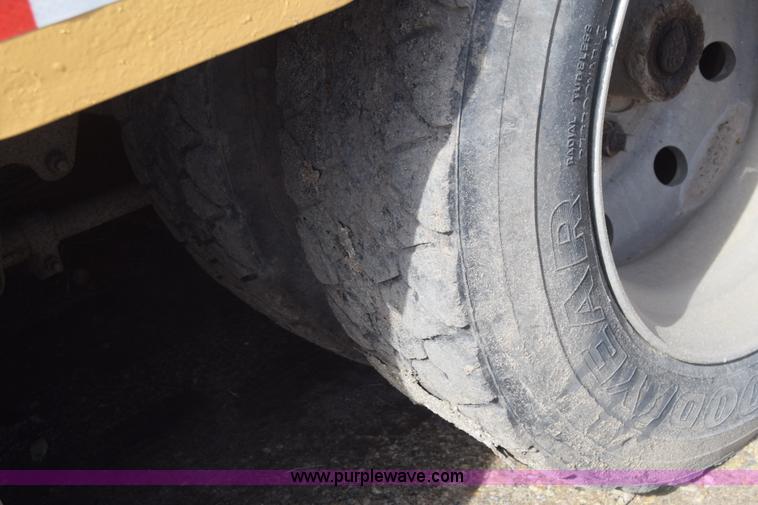 image for item K4300 1985 Atoka equipment trailer