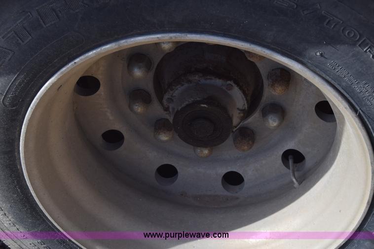 image for item K4300 1985 Atoka equipment trailer